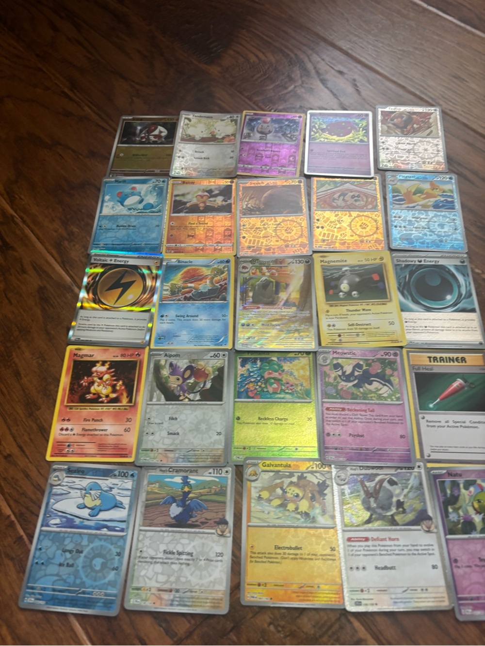 Lot of 25 hand-picked Holographic Pokémon Cards + Illustrator Card-EUC!
